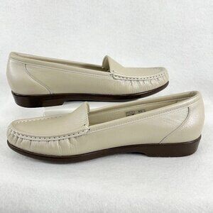 SAS Women's Simplify Slip-On Tripad Comfort Loafer Grandma Casual Beige 9.5N
